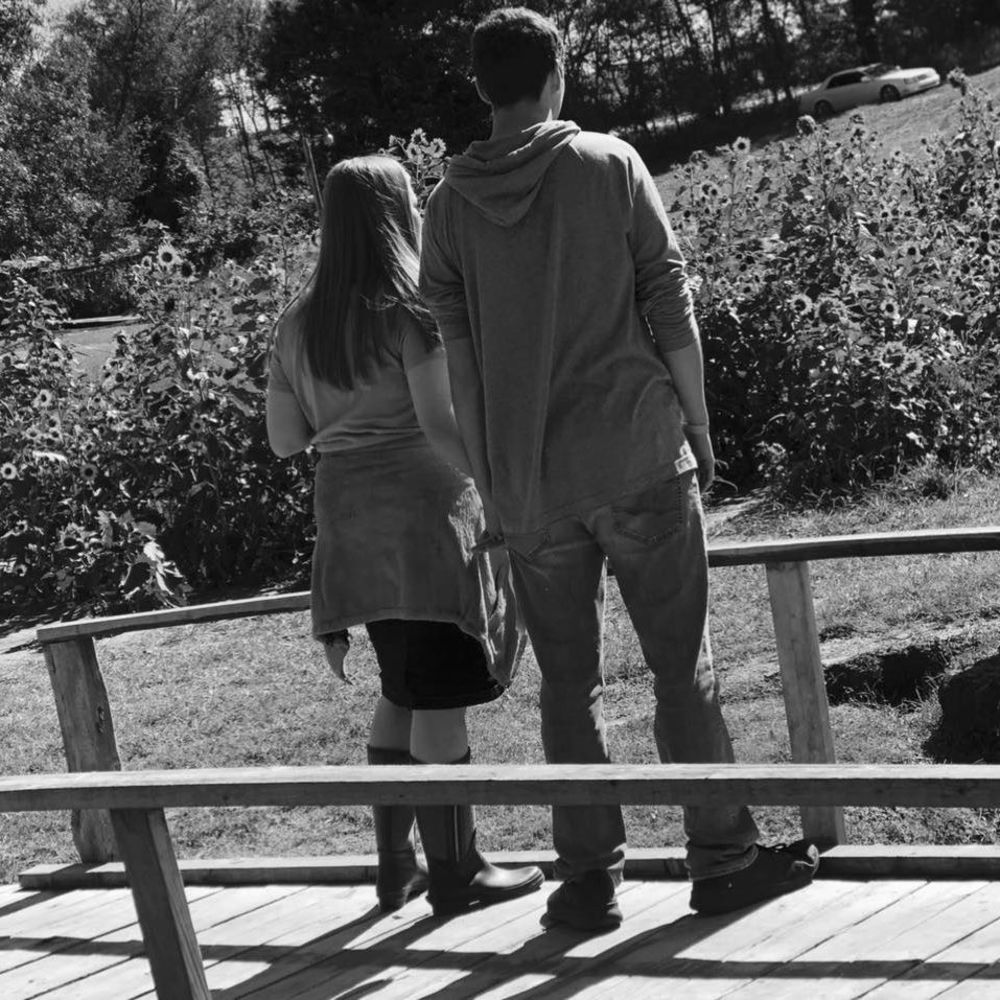 Meet your Posher, Caera